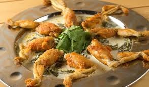 Rã inteira congelada