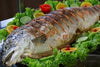Salmão inteiro fresco