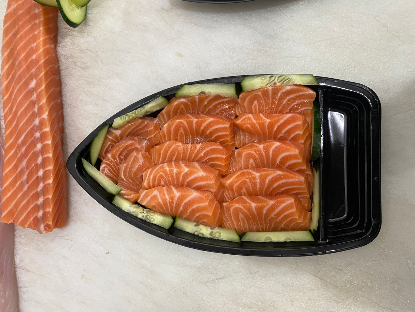 Barca de Sashimi Salmão